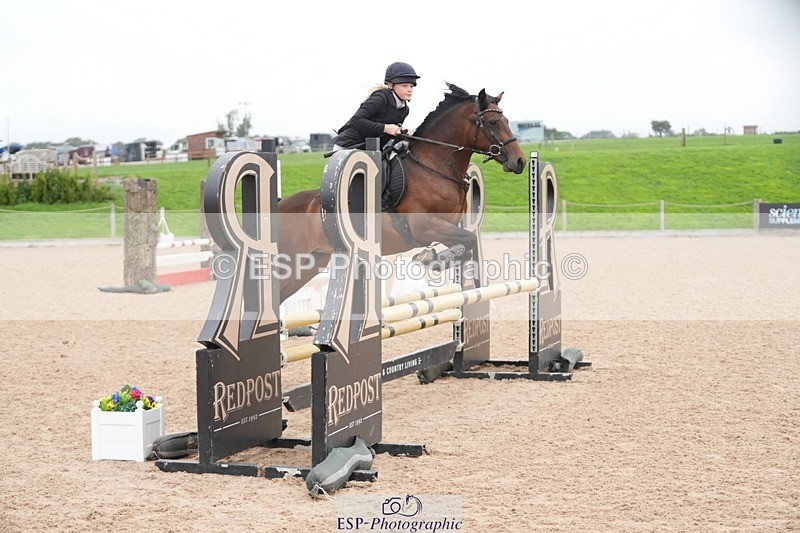 250920-102429-00609 - Cls 5 Pony British Novice and 80cm