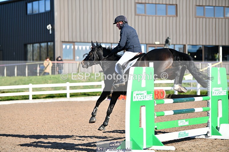 231110A-124429-00433 - Cls 4 Snr 1.05m Open