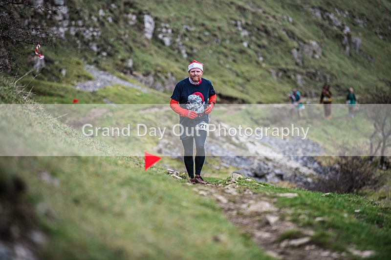 Litton-781 - Litton Christmas Cracker Fell Race (Limestone Series) Sunday 14th December 2025