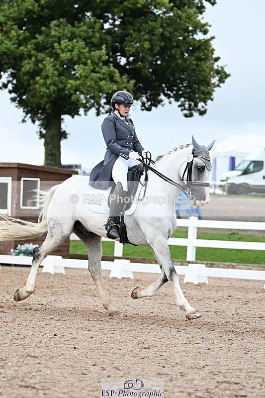 250907-154559-11049 - 059-Hannah.MacMillanBrookeborough.Lad