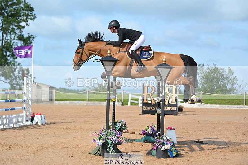 230721A-092254-04934 - Cls 2, 2 Star Small 1.30m