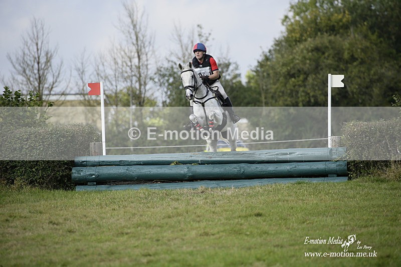  WWHT 171021 3107 - Intermediate (0.90m)  17/10/21