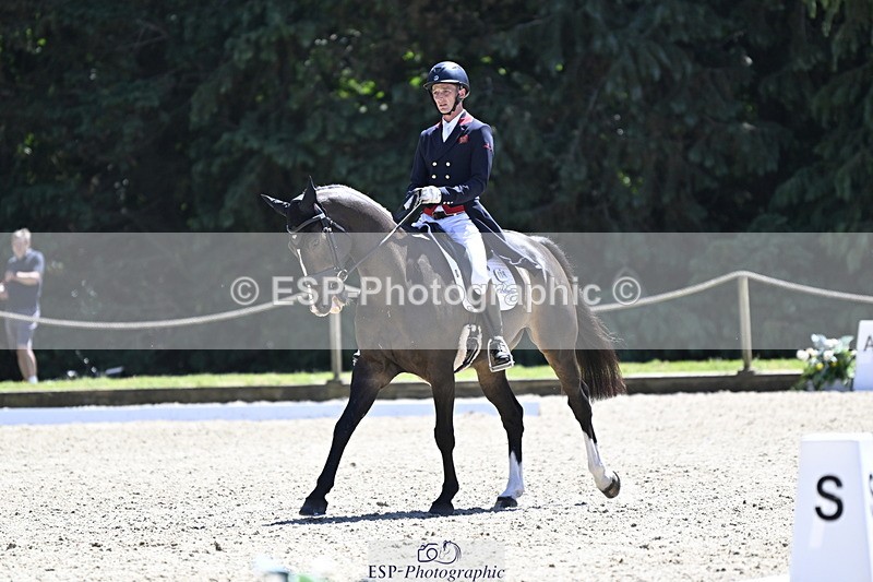 250522A-135828-04213 - D-404-Tom.Jackson-PLOT.TWIST.B