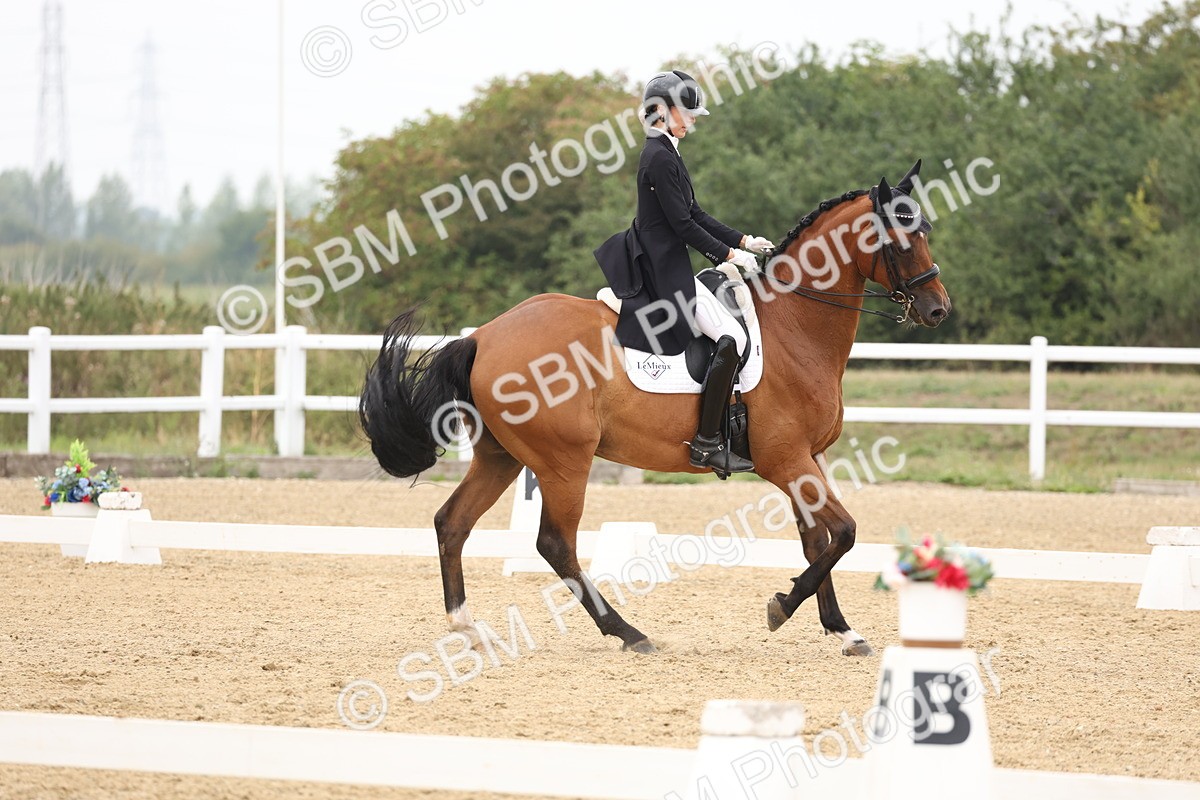 SBM_008073 - Class 10 - FEI INT I - 16.10-16.50