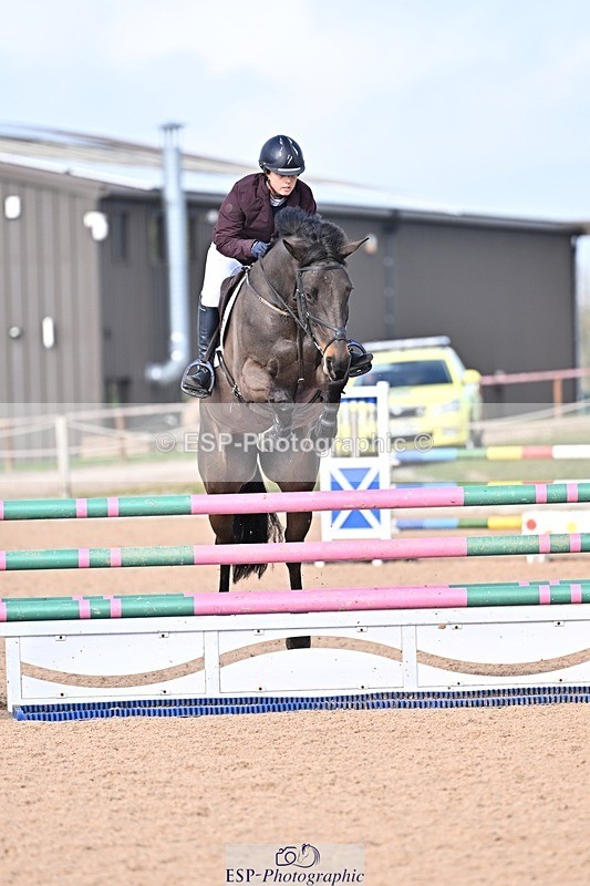 260225-130355-00365 - Cls 4 Newcomers and 1.10m