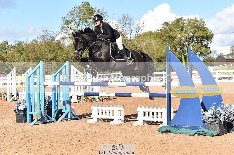 231014A-140446-05203 - Cls 15 1.05m Amateur Q 2nd R