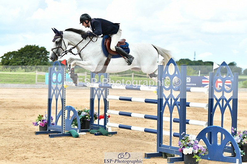 230720A-123930-02906 - Cls 33, 7 Yr Olds 1.30m