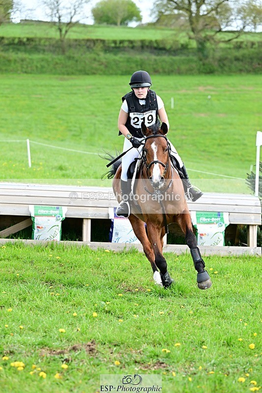 260418-141854-04912 - E-219-Abbie.Griffiths