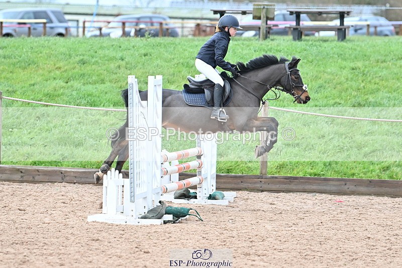 231203A-132526-01384 - Cls 23 Stepping Stones 128cm & 138cm