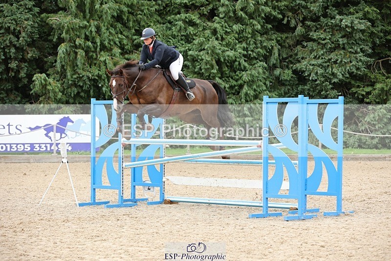 240817-153112-02257 - 06A Snr Fox 1.20m open