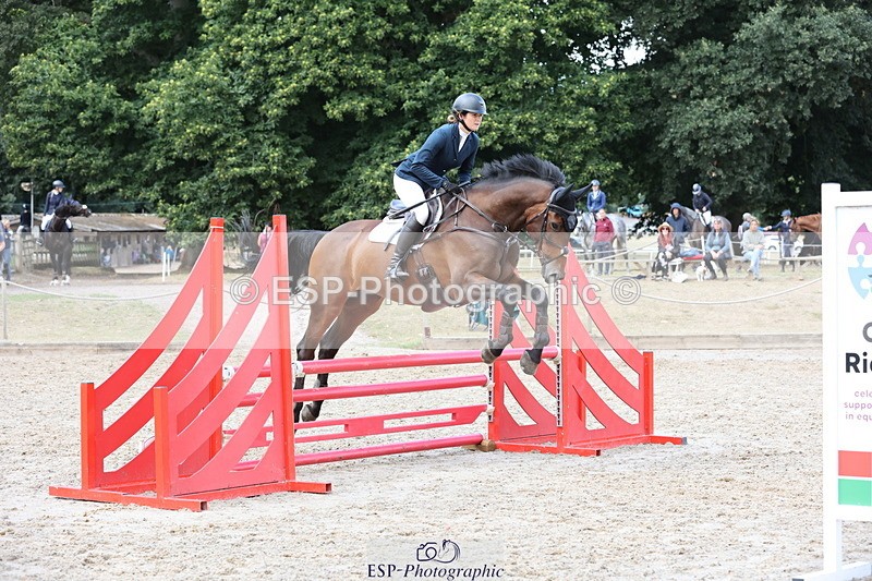250829A-110615-01281 - Cls 7 British Novice and 90cm