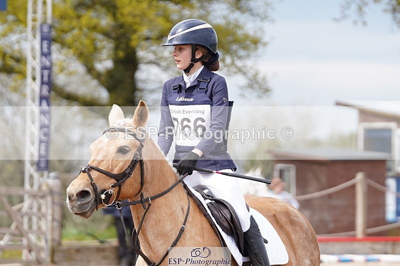 250419-142730-11279 - 766-Poppy.Hillyard-CHICA.DE.ORO