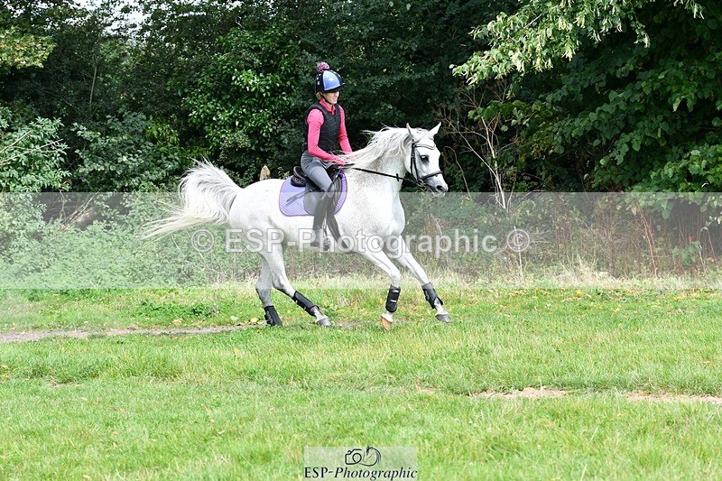 230817-134121-01035 - Theo's 1st Group - XC