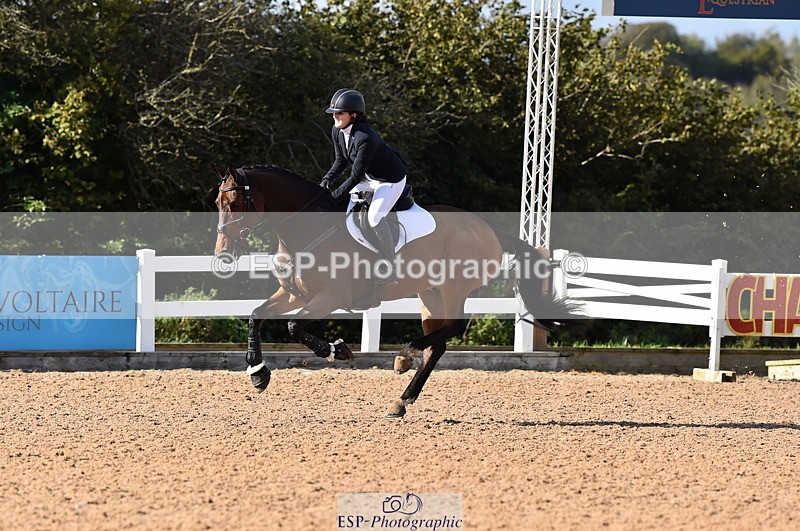 231014A-141206-05245 - Cls 15 1.05m Amateur Q 2nd R