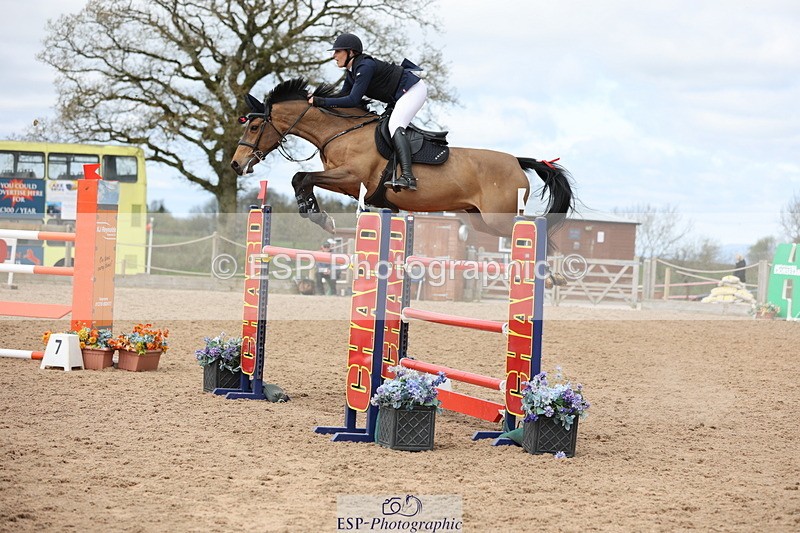 240419A-124910-07458 - Cls 6, 2 Star Medium Tour 1.35m