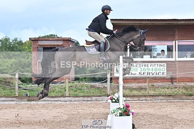 250731-101808-00337 - Cls 02 Snr Fox 1st Rnd