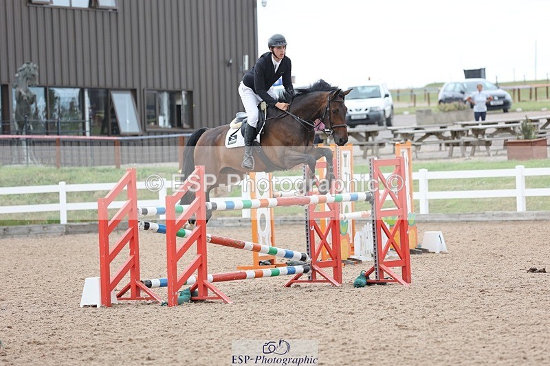 250625-150559-01297 - Cls 6 Foxhunter and 1.20m Open