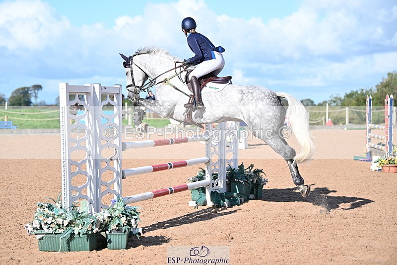 231014A-113208-04412 - Cls 18 Newcomers & 1.10m Open