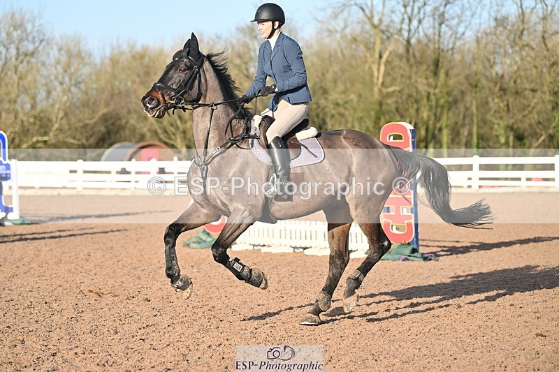 231210A-133616-02624 - Cls 20 Newcomers & 1.10m Open