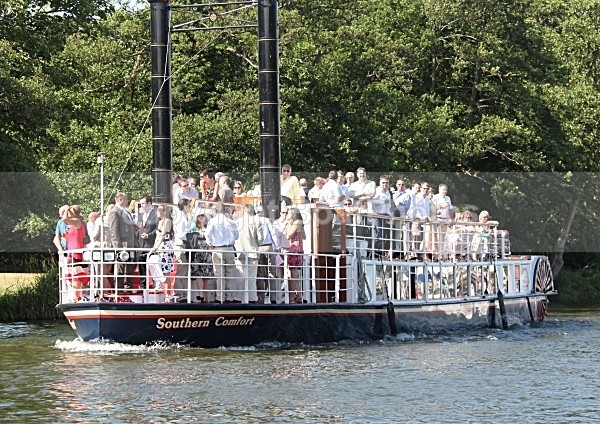 090703 SOUTHERN COMFORT IMG_7547 - HENLEY REGATTA FRIDAY 3rd JULY 2009