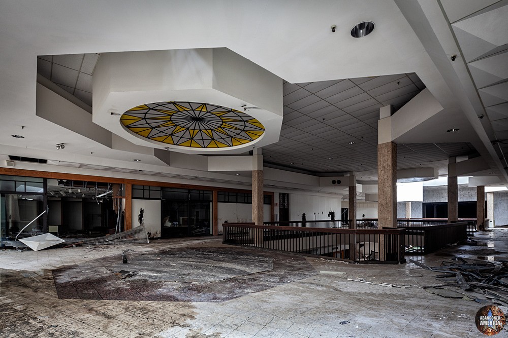  - Randall Park Mall