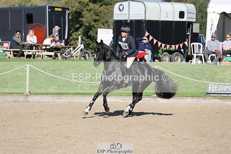 241027-112024-16711 - 418-Georgina.Marks-IM.ON.FIRE