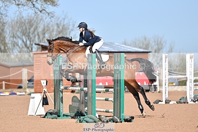 260408-105014-00247 - Cls 2 British Novice and 90cm