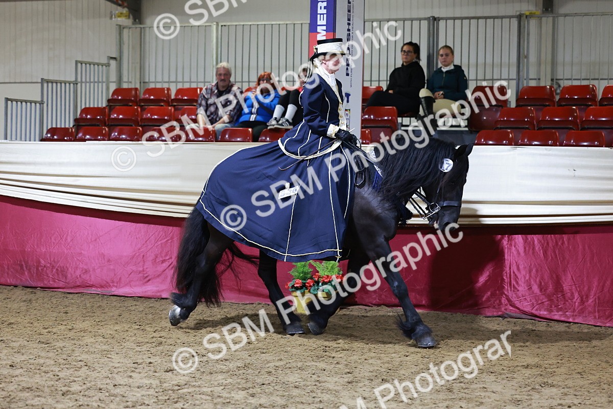 SBM_21424 - Class U - Costume Confour Champ