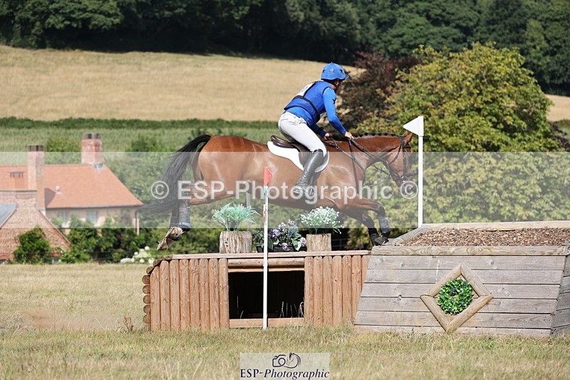 250802A-160022-06913 - E-220-Tim.Cheffings-LEOPOLD.BLOOM.M2S