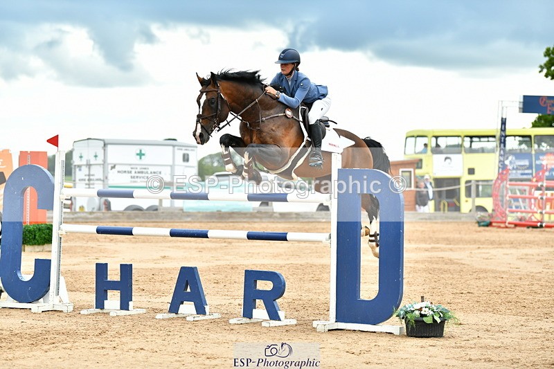 230720A-154718-04035 - Cls 9, 2 Star Big 1.40m Start to break