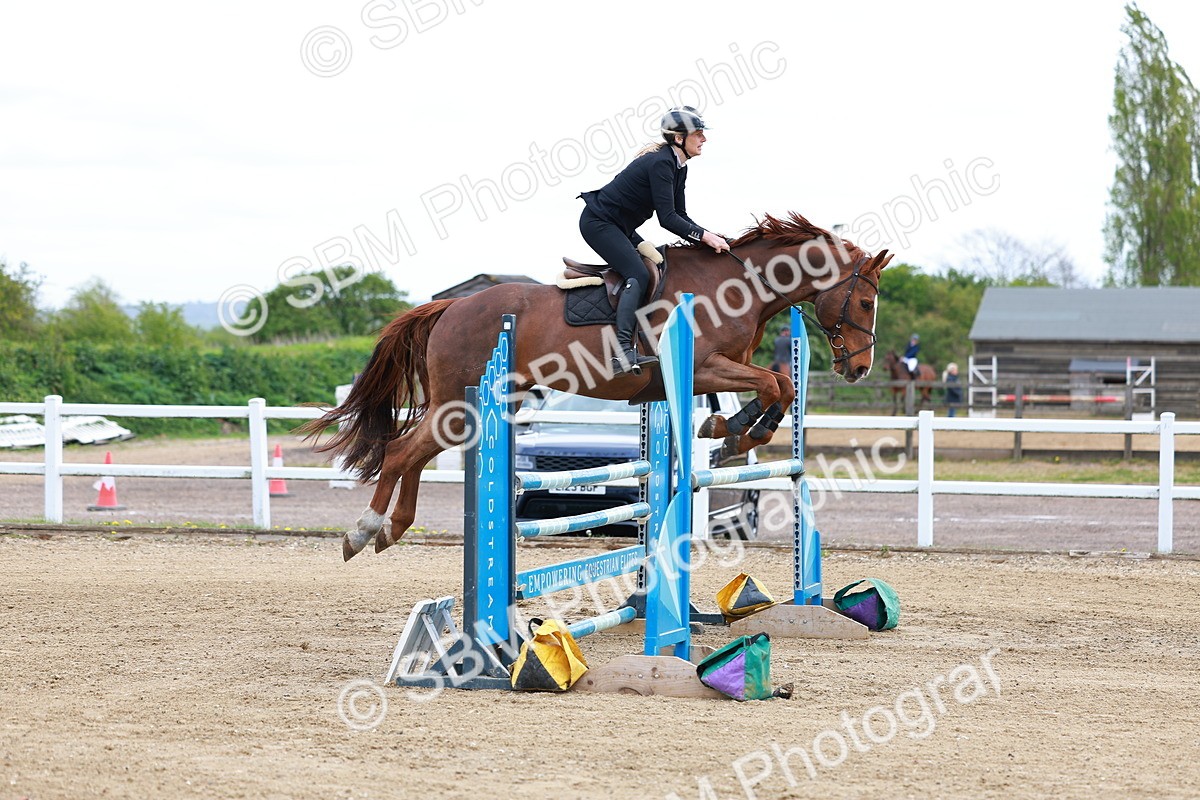 SBM_002244 - Class 10 - Senior Newcomers - 1.10m