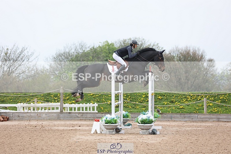 250424-120323-05194 - Cls 1 - 2 Star Small Tour