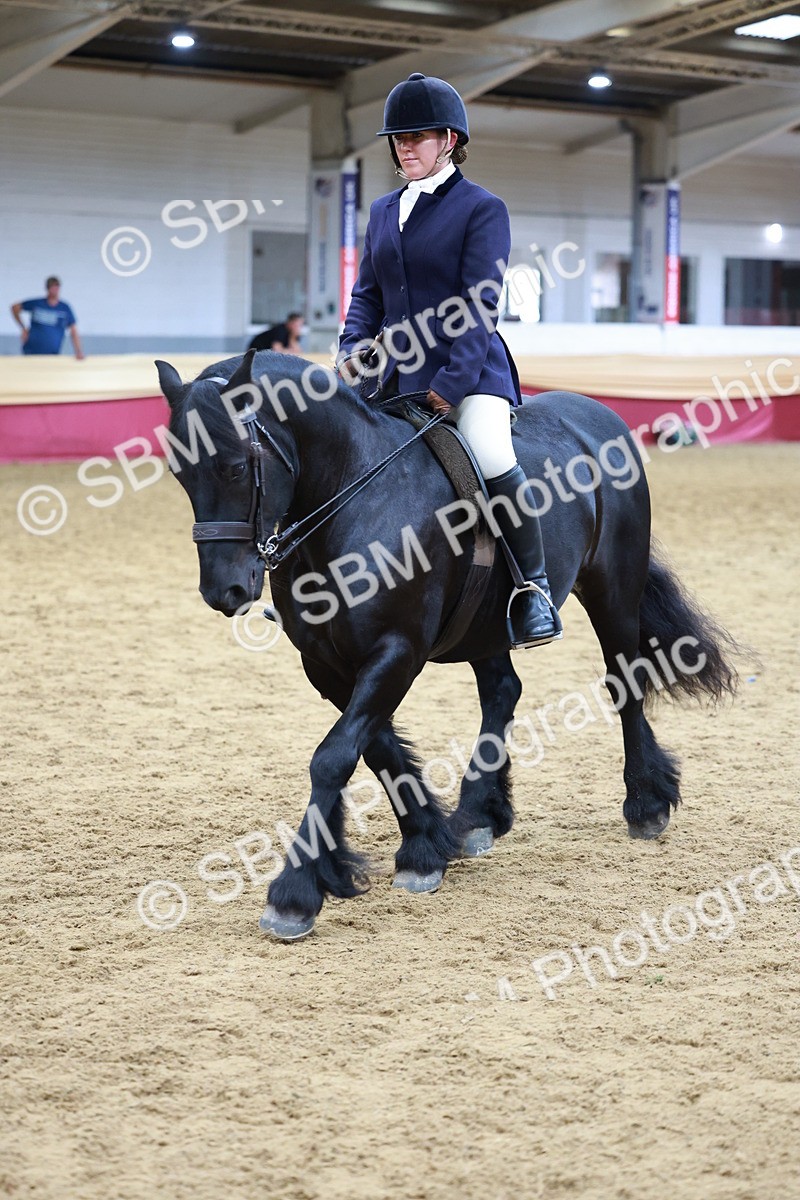 SBM_18813 - Class 952 - M&M Ridden Supreme Final