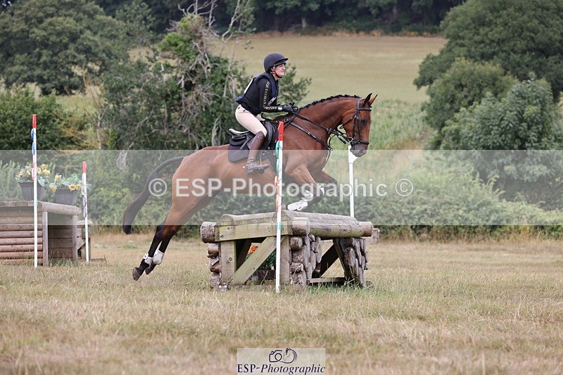 250802A-131753-04312 - B-086-Jordanne.Hobbs-FLASH.DIVA