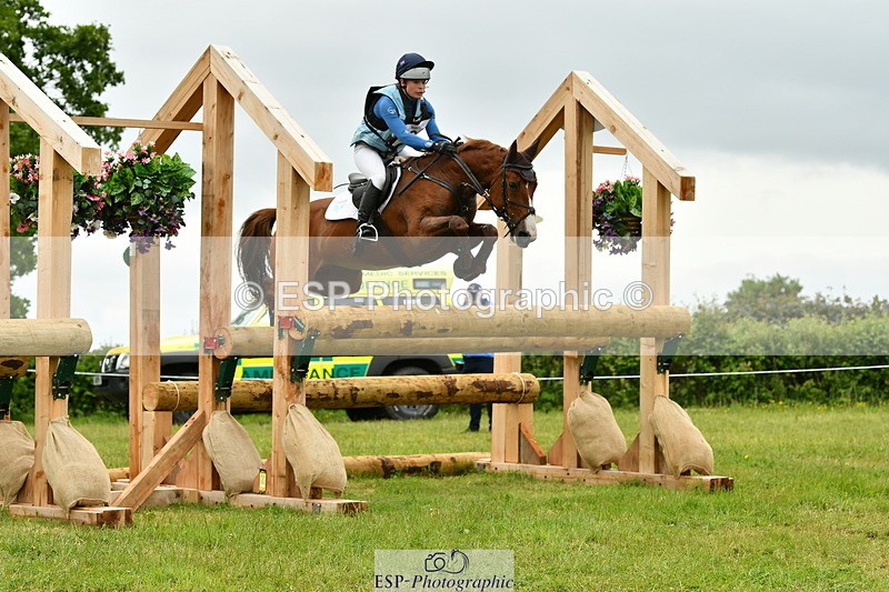 250524A-104051-09187 - A-061-Isabelle.Cook-EMERALD.KATIE