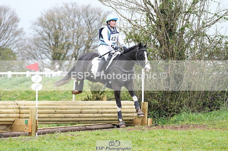 250419-130650-10057 - 424-Issy.Hollidge-CORBETT