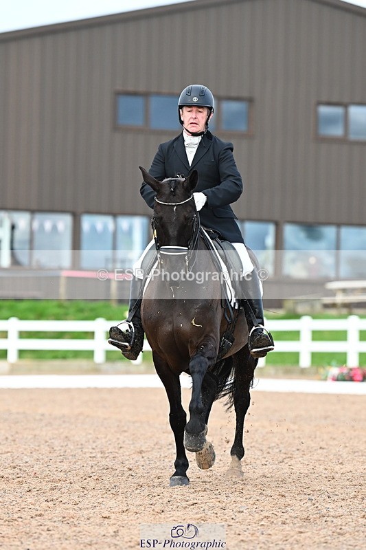 240218A-150511-08997 - 180-John.Fullick-Hermosa.bella