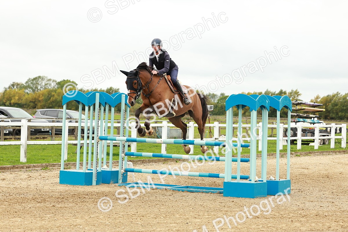 1I0A7794 - Class 4 - Senior Newcomers 1.10m