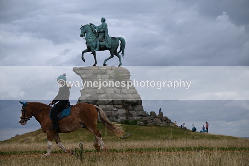 DSC_5186 - Time at Statue 11:10 to 11:42