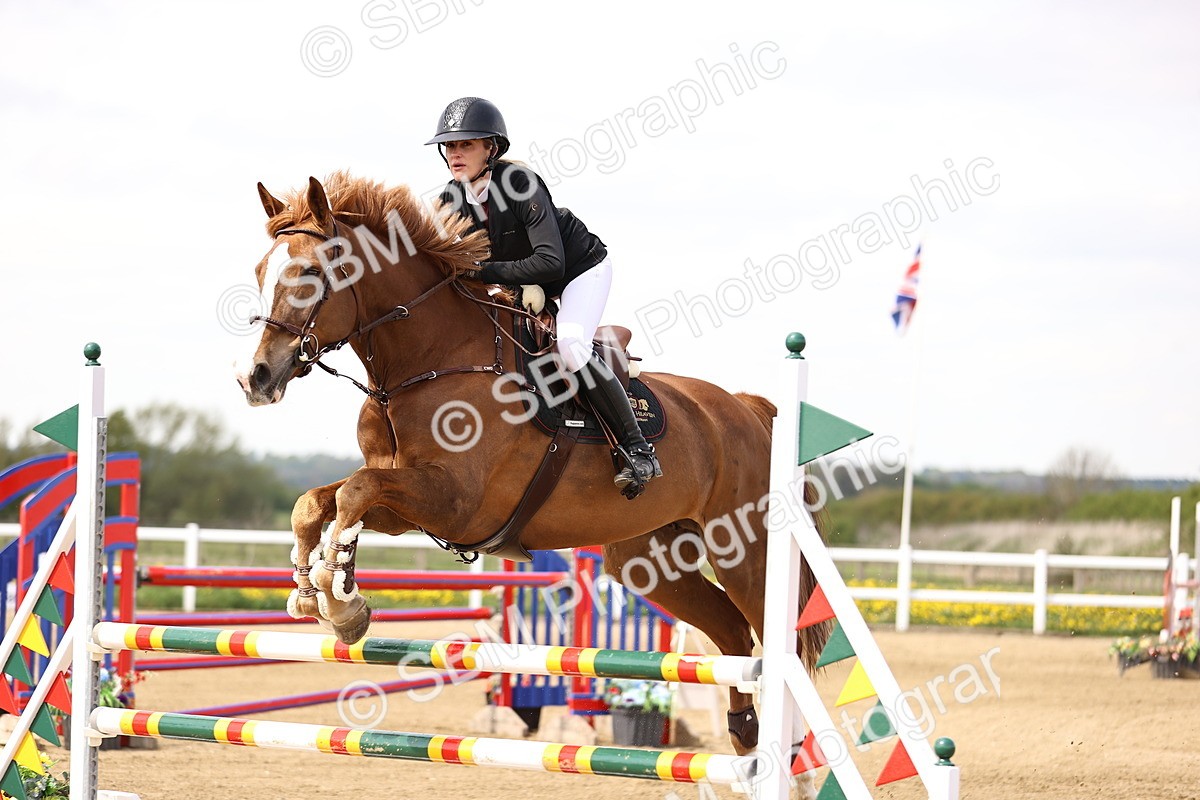 SBM_002260 - Class 11 - Senior newcomers - 1.10m