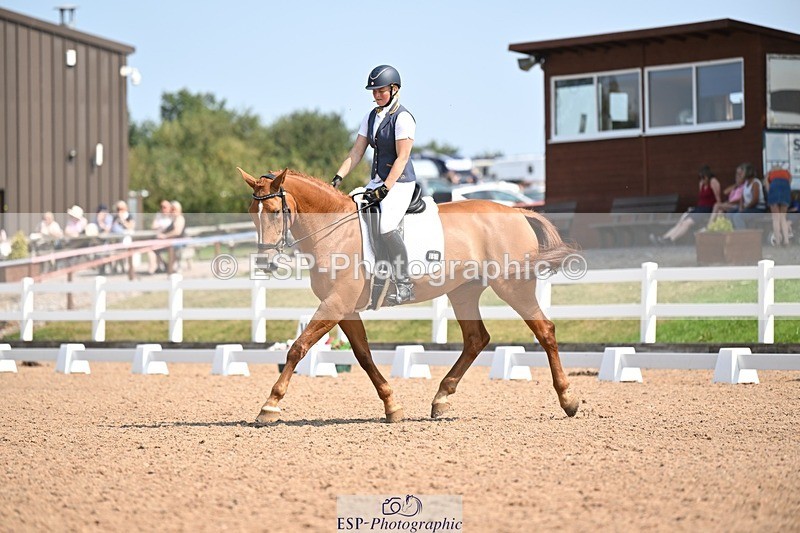 250816-122334-04489 - 051-Alana.ShaplandForever.Autumn.DS