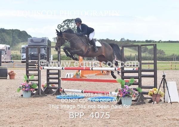 BPP_4075 - CLASS 8 Senior Newcomers/ 1.10m Open