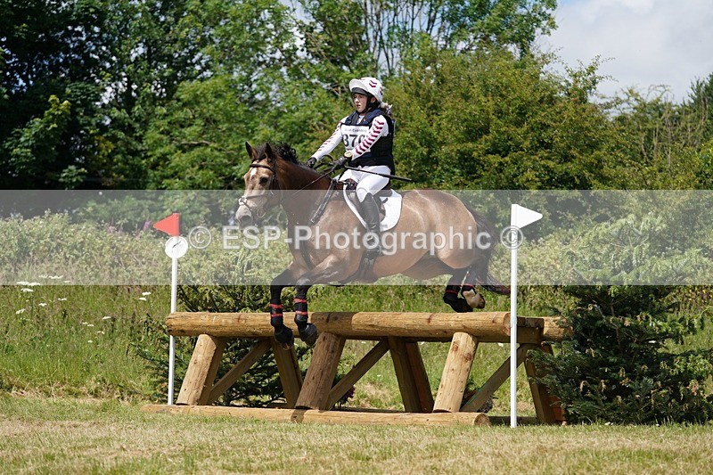 240630X-130158-7264 - 370-Bronwen_Hender-CREEVAGH_DUN