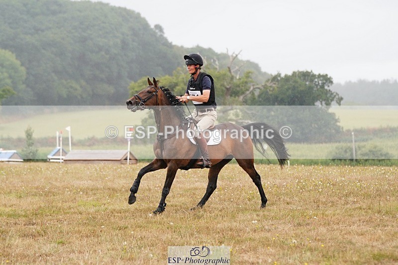 250803A-131358-13796 - M-574-William.Fox-Pitt-JABBEKA