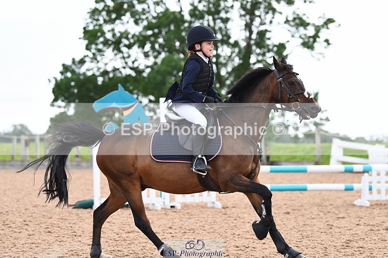 230711A-163412-00047 - 70cm