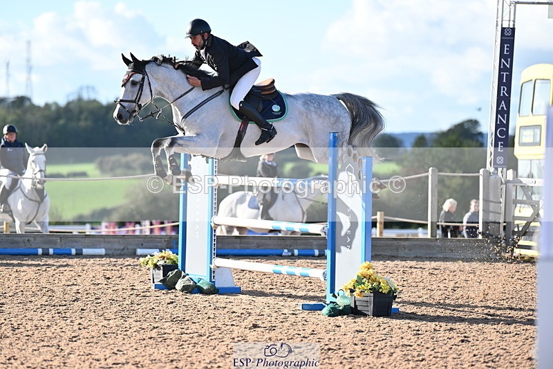 231014A-182143-06479 - Cls 21 National 1.30 & 1.40m Open