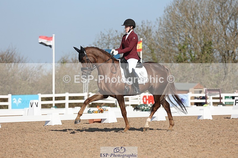 250405-102014-09466 - 066-Charlotte.Dicker-Bovary.JBM