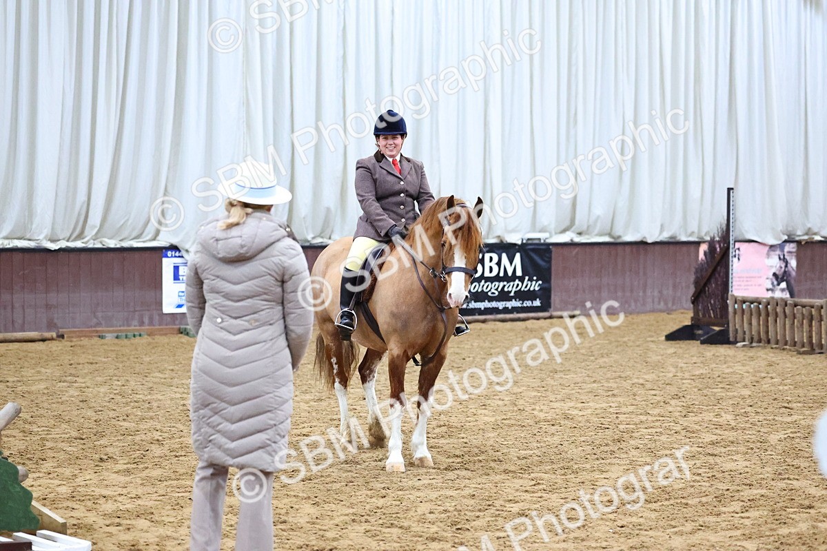 SBM_003156 - Class 35 - 60cm Training Stakes