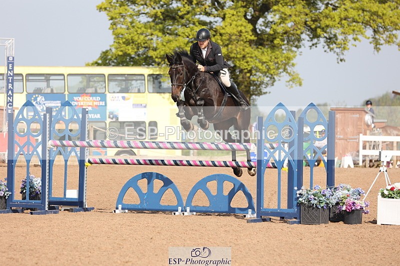 240511A-092422-11054 - Cls 32 Foxhunter