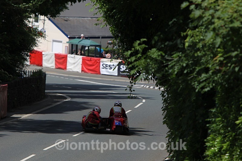  - Sidecar Race B